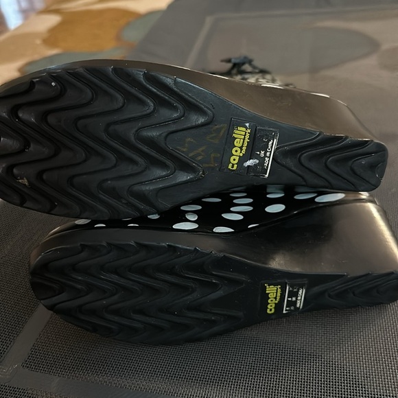 Capelli of New York Adorable Black and White Polka Dot Rain Boots - Size 8 GUC - Picture 13 of 13